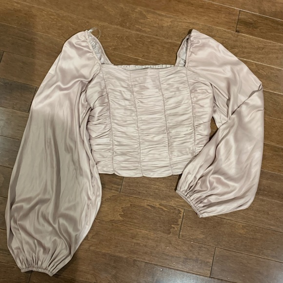 ✨FLASH SALE✨ Yaya&Co Blouse - Picture 3 of 5